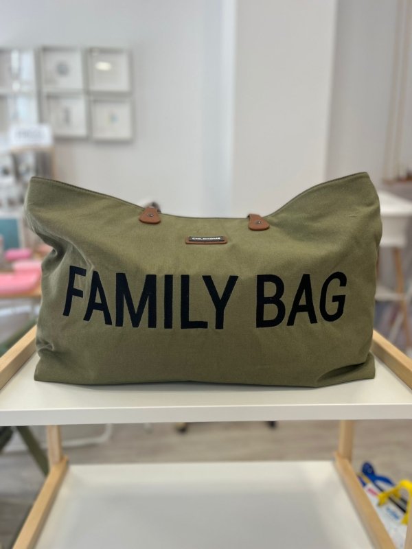 Bolso con frase “FAMILY BAG”